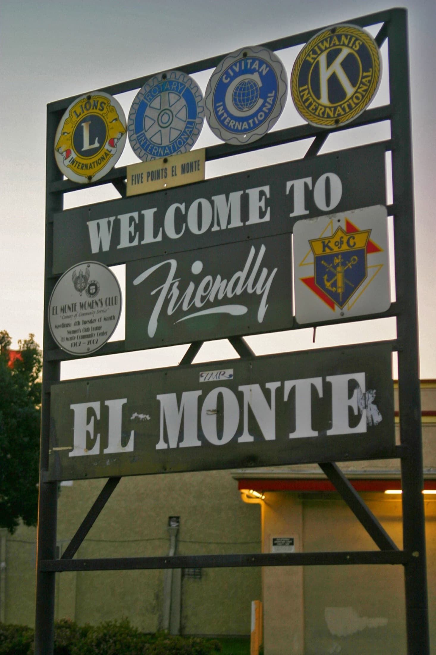 Welcome to Friendly El Monte community sign at Five Points