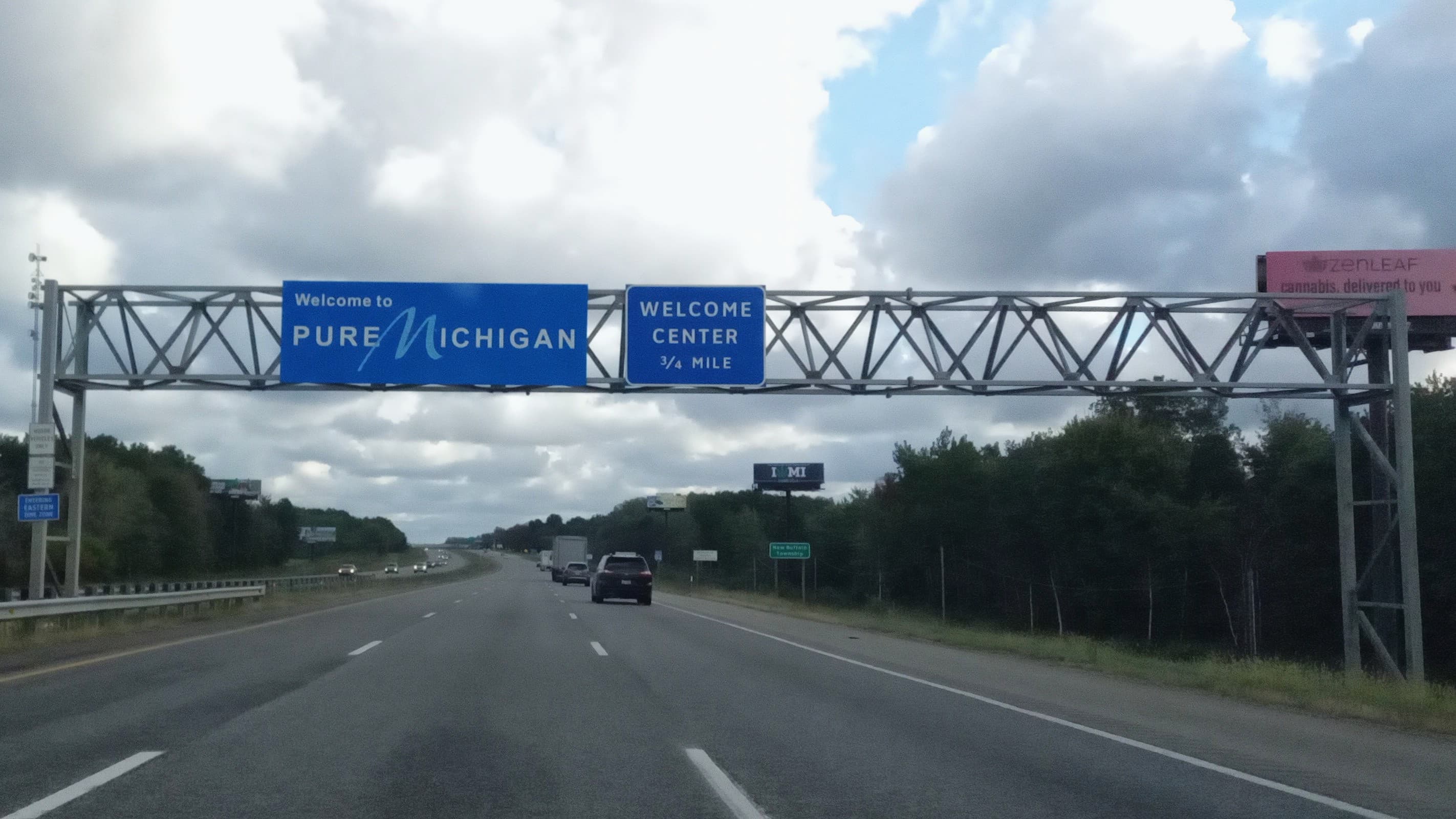 Interstate 94 eastbound at the Indiana-Michigan state line