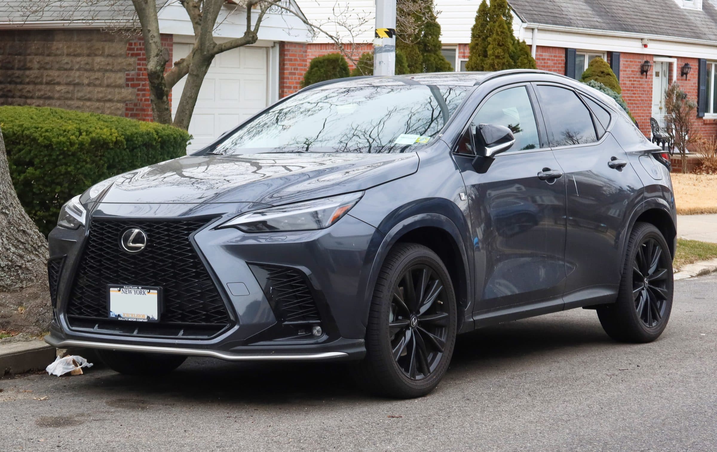 2022 Lexus NX 350, front three-quarter view